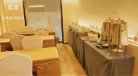 Cat's Faraway Hotel (Datong Dongxin Square T98 Brilliant Golden Street)
