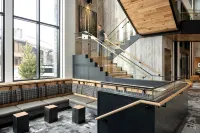 Peaks Hotel and Suites