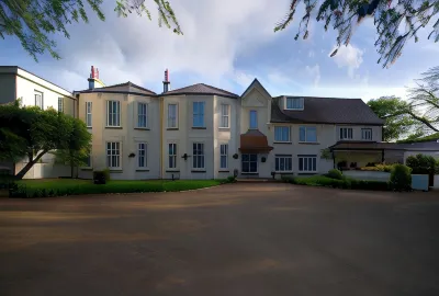 Les Douvres Hotel Hôtels à : 