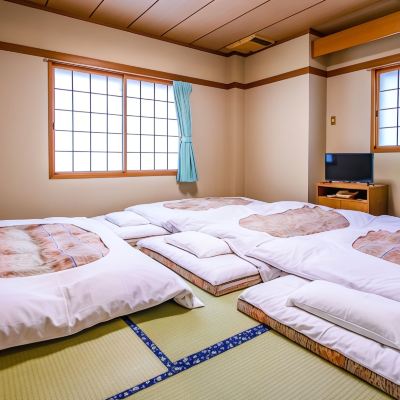 Japanese Style Quadruple Room