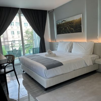 Duplex White Lodge Promo Code