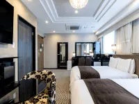 APA Hotel and Resort Midosuji Hommachi Ekimae Tower Hotels in 
