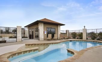 Microtel Inn & Suites by Wyndham Round Rock