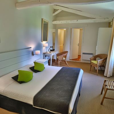 Superior Double Room Hotel Maison des Peyrat Promo Code