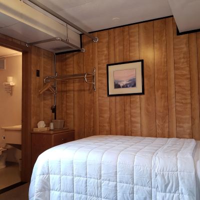 Standard Double Room, 2 Double Beds, Non Smoking, Private Bathroom Keystone Hotel Promo Code