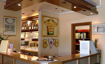 Rometta Hotel - Housity