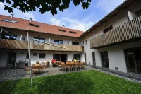 Hotel U Tri Volu Hotel a 