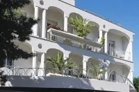 M Glamour Hotel Hotel di 