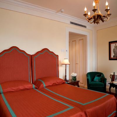 Deluxe Lago Grand Hotel Majestic Promo Code