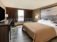 Super 8 by Wyndham Laredo Hotels in Laredo