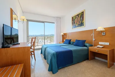 AzuLine Hotel S'Anfora & Fleming Hoteles en 