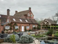 Wethele Manor Hotels in 