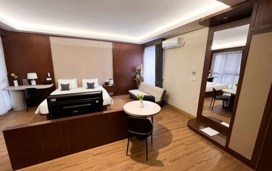M-LIVIN Dorm Hotel