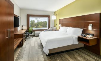 Holiday Inn Express & Suites Palatka Northwest