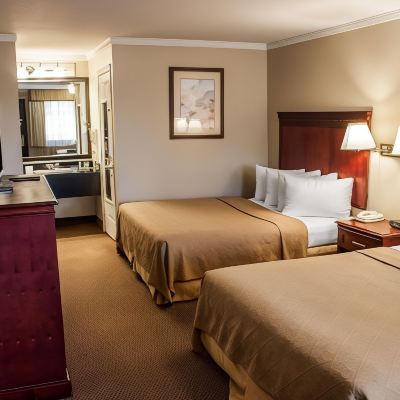 2 Queen Beds Room, Non-Smoking Quality Inn & Suites Fife Seattle Promo Code