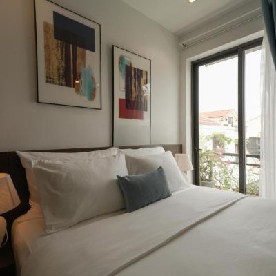 Double Room with Pool View Lion King Hotel Promo Code