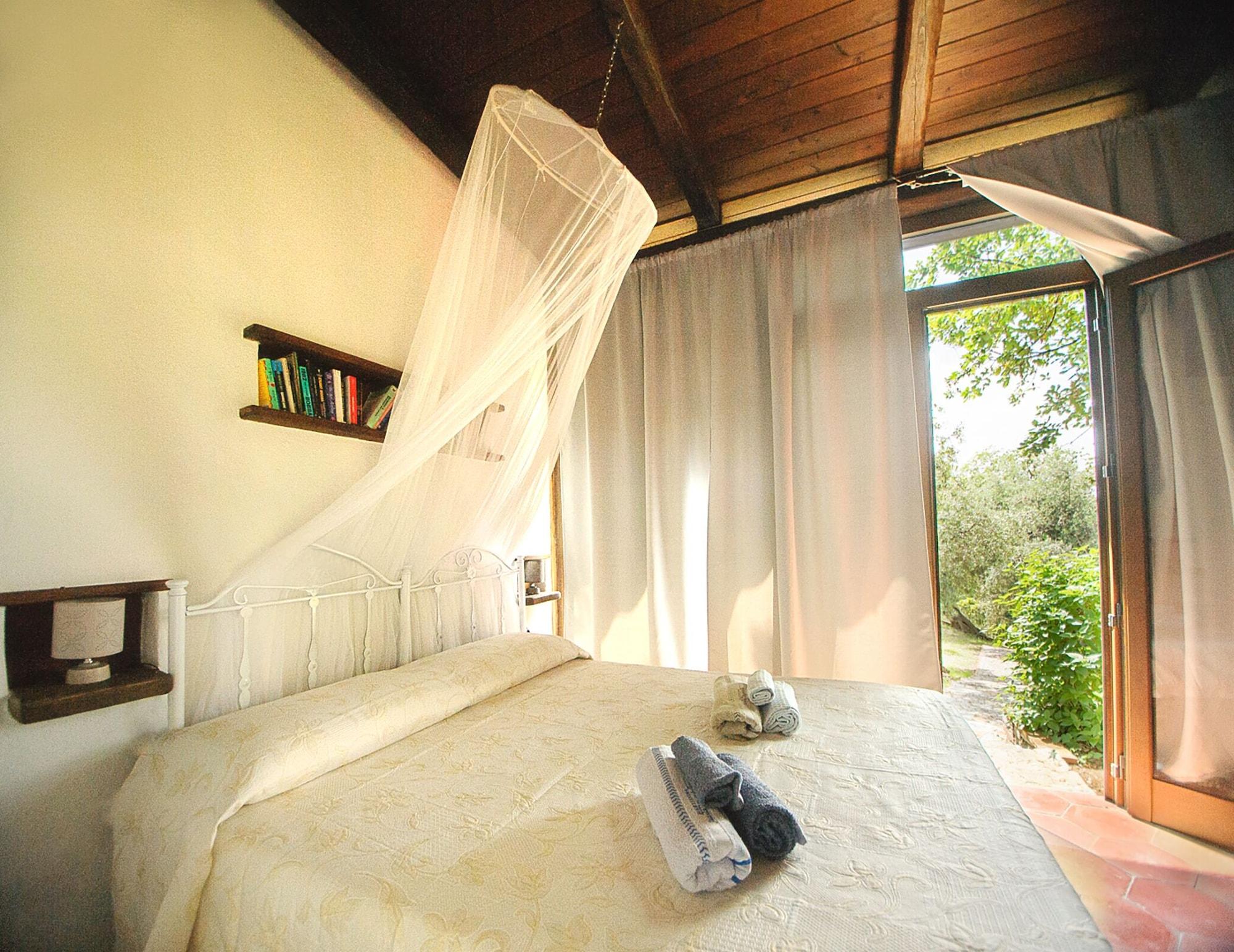 带露台及海景的高级间