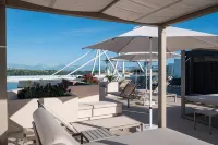 Flamboyan Hotel & Residences