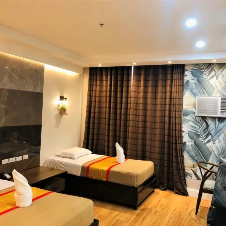 Grand Astoria Hotel