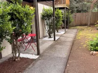 Nice 2-bedroom apartment in Burien ベリアンのホテル