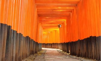 Hotel Keihan Kyobashi Grande - Housity