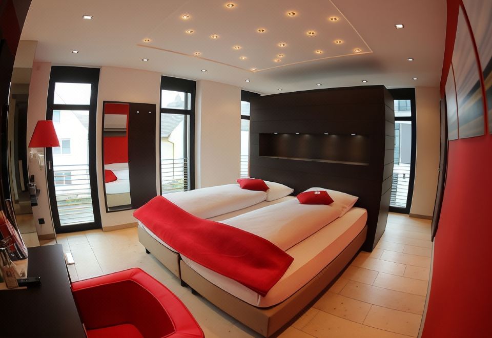 KH Hotel Mit Restaurant - Housity