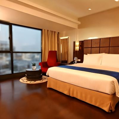 Executive King Room The Raintree Dhaka Promo Code
