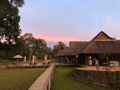 Fathala Wildlife Reserve Ξενοδοχεία στην πόλη 