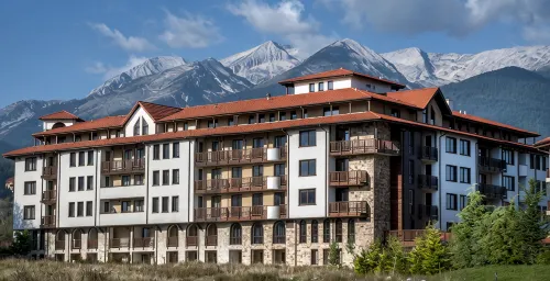Grand Royale Apartment Complex & Spa