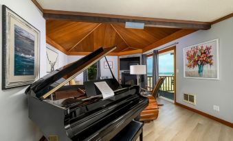 Little Creek Cove Beach Resort - Housity