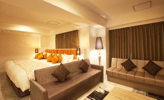 Centurion Hotel Grand Akasakamitsuke Station - Housity