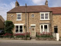 Moor End House Bed & Breakfast Hotels in 