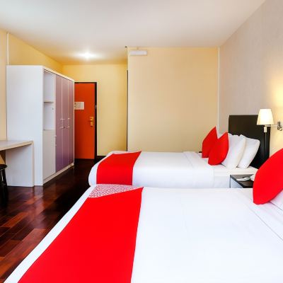 Suite Keluarga Kupon OYO 546 Grand City Hotel