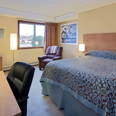 King Room - Non-Smoking Days Inn by Wyndham Winona Promo Code