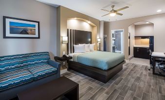 Econo Lodge Inn & Suites Houston NW-Cy-Fair