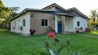 Rancho de playa en Las Veraneras, Acajutla Sonsonate, El Salvador - pet friendly Hoteles en 