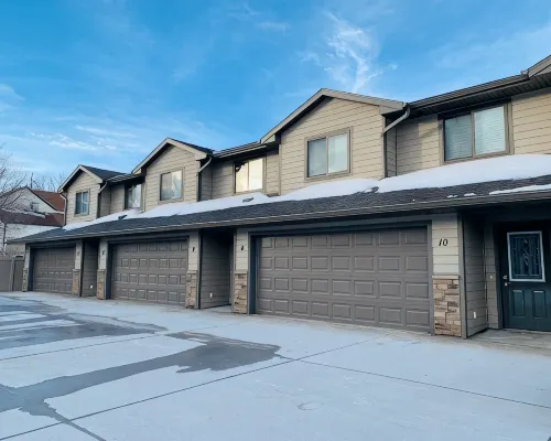 Juniper Townhouse #4 Hotels in Mitchell