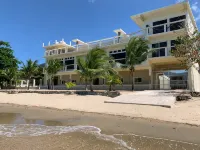 Trujillo Airport Beach Suites Hotel a 