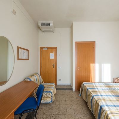 Quadruple Room Hotel Moderno Promo Code