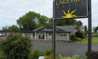 Lakeview Motel & Cottage