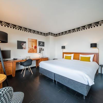 Standard Twin Room with City View Hotel Theater Figi Promo Code