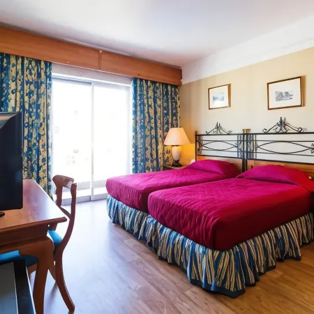 Topaz Hotel