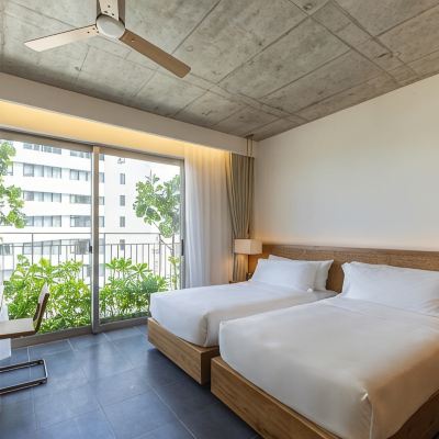 Deluxe Room With Balcony Chicland Hotel Promo Code