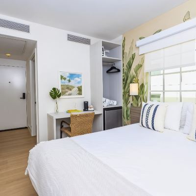 Front Queen Room Casa Ocean Promo Code