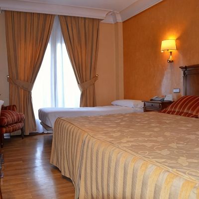 Triple Room (2 Adults And 1Child) Sercotel Guadiana Promo Code
