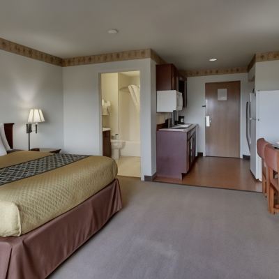 Standard Queen Room All Towne Suites Promo Code