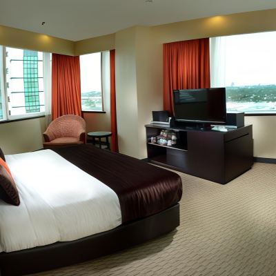 Menara A Premium Riverfront Katil Saiz King Suite II Kupon HOCK LEE HOTEL & RESIDENCES