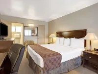 Travelodge by Wyndham Everett City Center Hotels in Everett