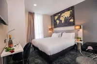 Hôtel Univers