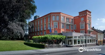 Grand Hotel Monopole Отели в г. 
